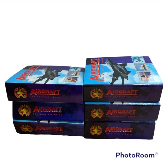 Aircraft of the World Complete Guide Volumes 1-16 6 Binders Books Educational